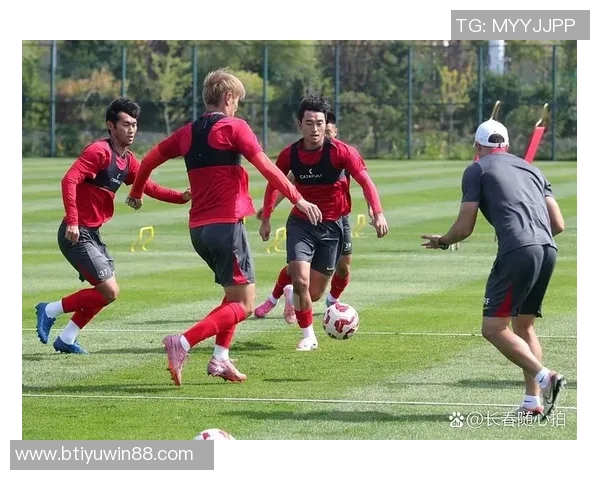 长春寒潮来袭亚泰队员迎战低温全力备战保级生死战